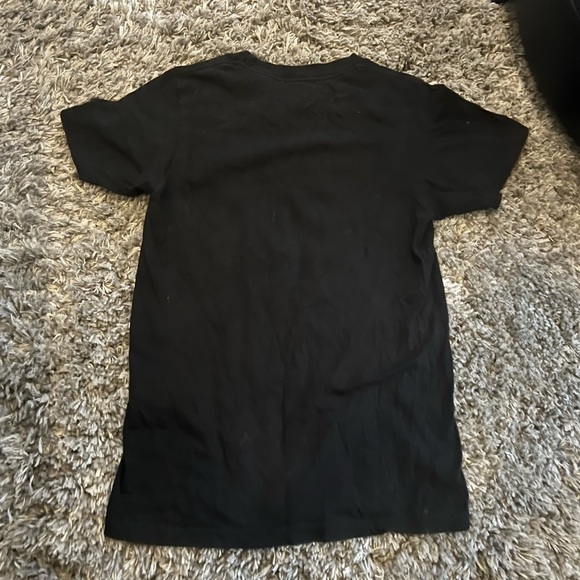 Graphic Tee - Churchill - Picture 2 of 2